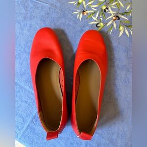 Everlane The Day Glove ballet flats in Red, women’s size 7.5 never worn